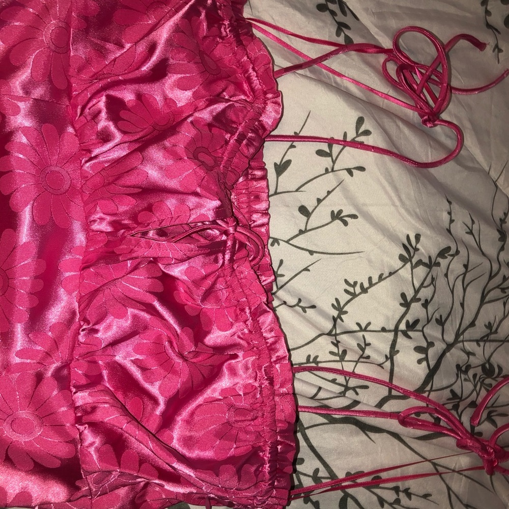 daisy pink mini dress